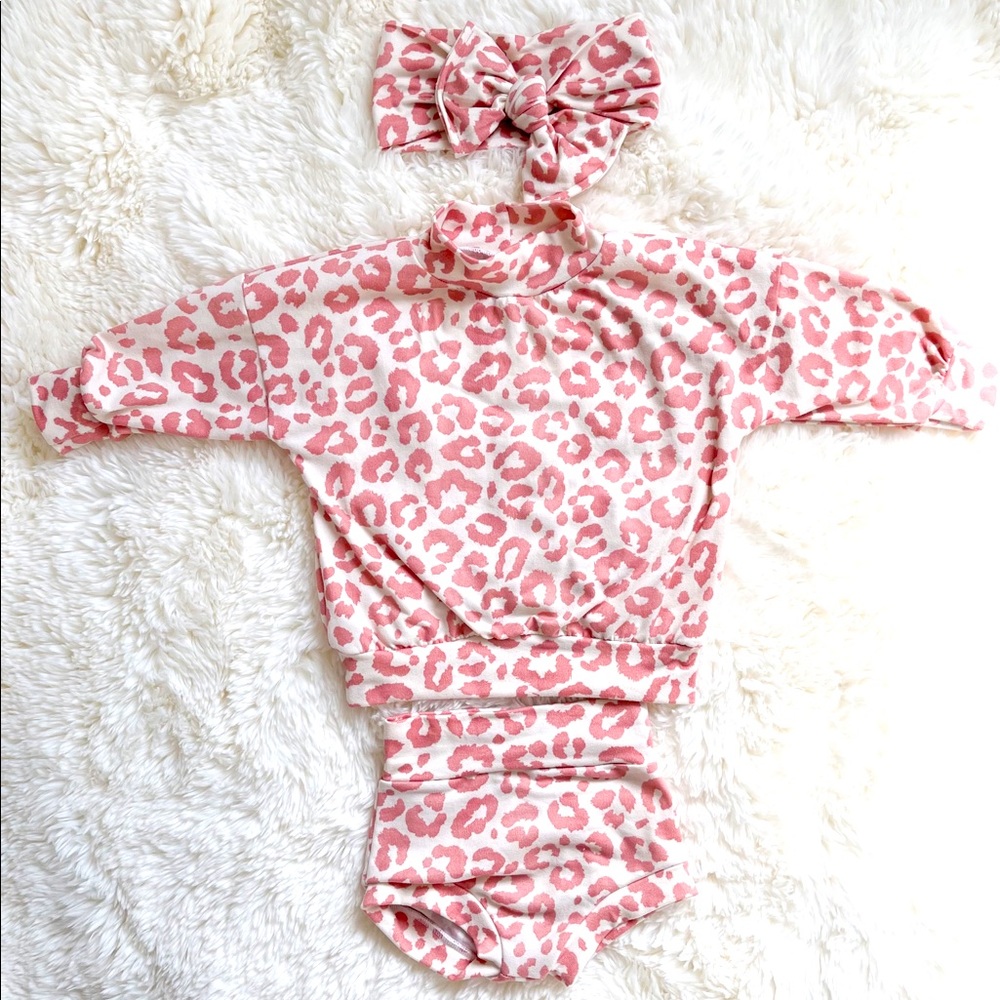 Matching cheetah print mauve pink lounge set baby girl size 6-12m